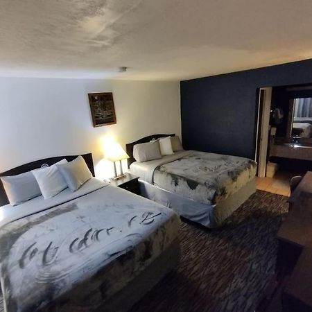 Hotel 2 Queen Beds Hotel Room 126 Wi-Fi Booking Stillwater Extérieur photo