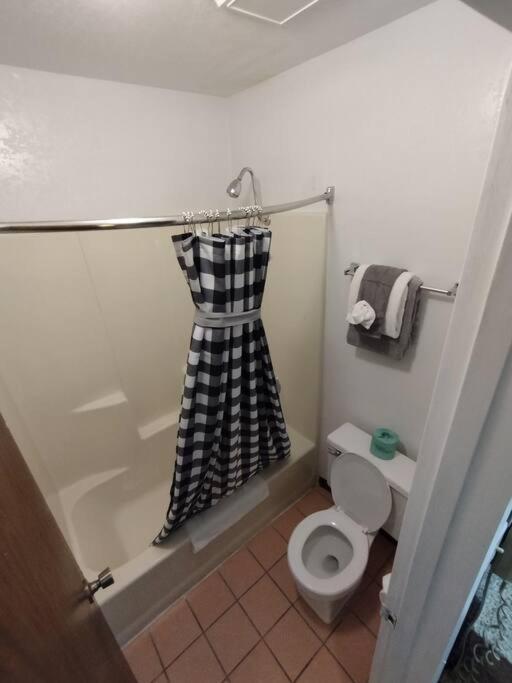 Hotel 2 Queen Beds Hotel Room 126 Wi-Fi Booking Stillwater Extérieur photo